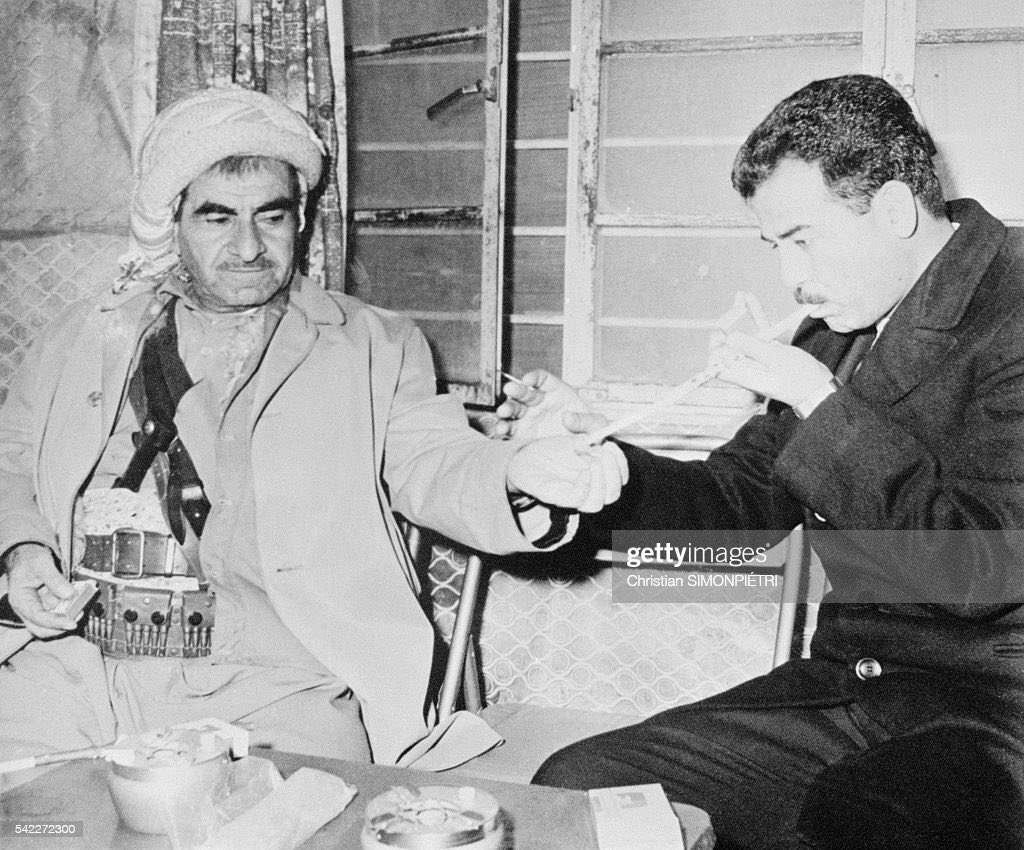 Abdülkerim Kasım 1958’de bir darbeyle yönetimi ele geçirdi ve Irak Cumhuriyeti’nin ilk başbakanı oldu. Bu, İngilizlerin egemenliğinde bulunan Kral Faysal’a karşı Sovyet destekli bir darbedir. İç muhalefete karşı Komünistlerin ve Kürtlerin desteğine ihtiyacı olduğu için de o…