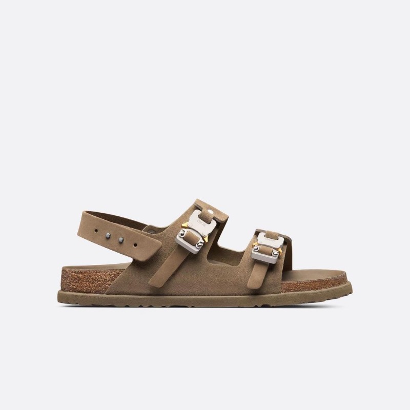 Styledumpth's tweet photo. dior x birkenstock กำลังจะออกรองเท้าคอลเลคชั่นใหม่ที่ทำร่วมกัน ซึ่งเป็นคอลเลคชั่นที่ผสมผสานระหว่าง Cork Brush และ Nubuck คอลเลคชั่นนี้จะมีการเพิ่มตัวเลือกสีที่สดใสร่าเริงมากขึ้น https://t.co/GS4MSOYrkb