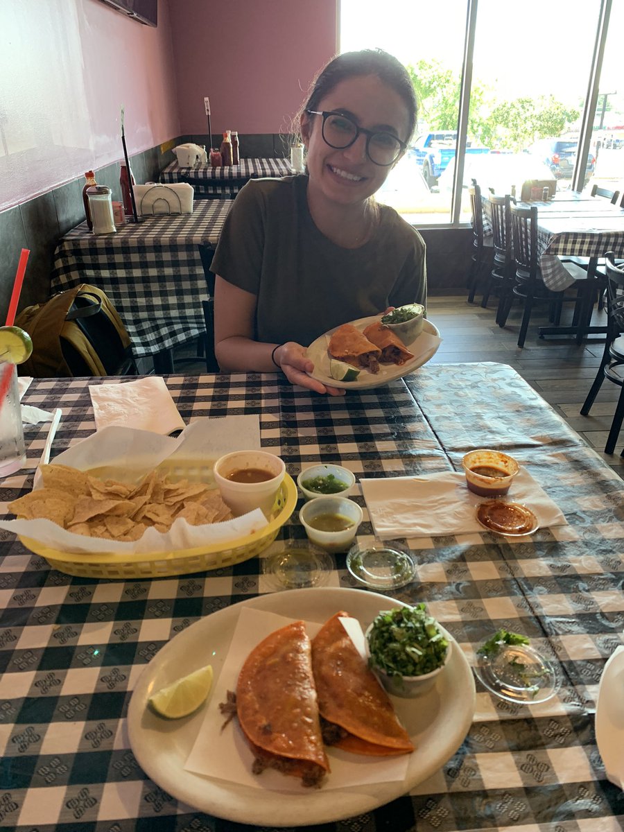 Happy last day of SAEM ft. the stop on the way to the airport where I inhaled the best birria tacos