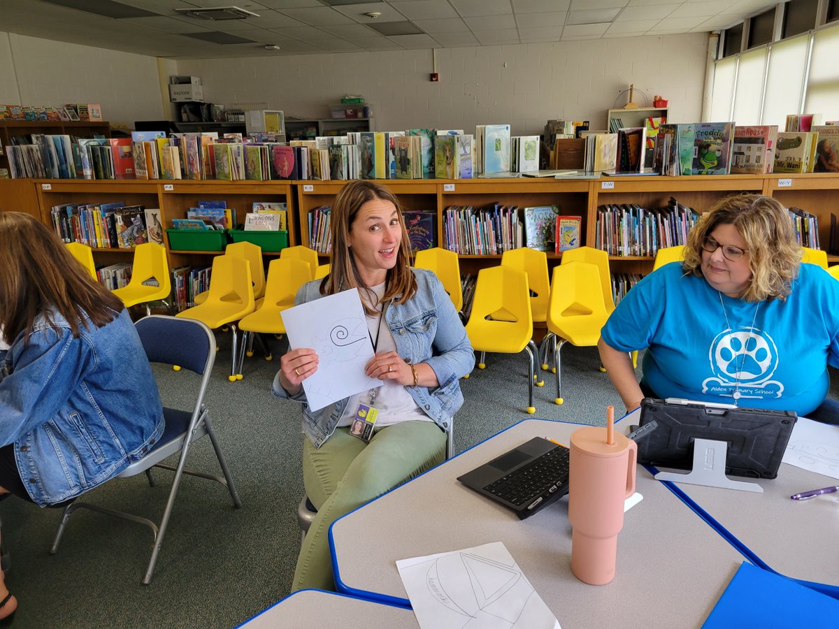 Mrs. Etzel tweet media