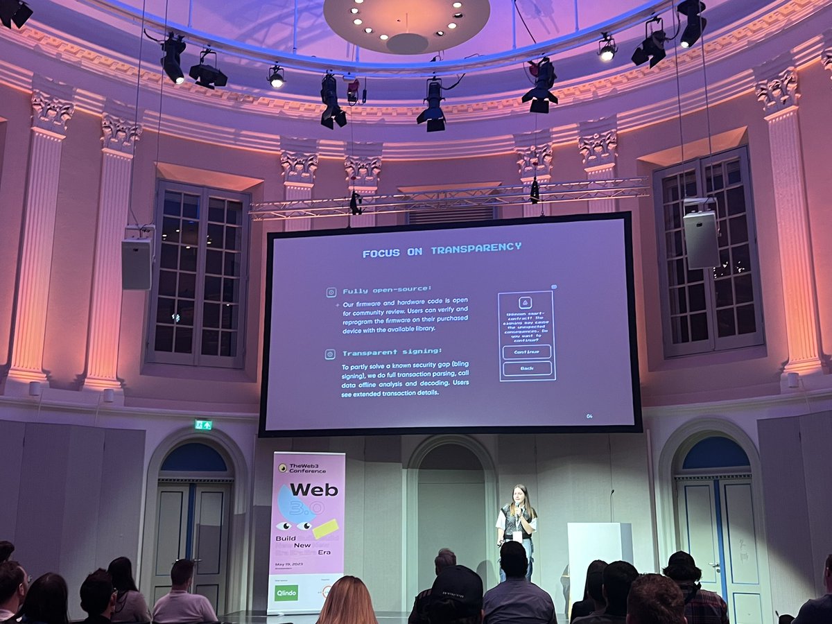 web3_Anna's tweet photo. Great networking today! 

@TheWeb3Conf 

Amazing presentation from @hrdwlt by @LenaRigel 👀 https://t.co/hs0s87J83J