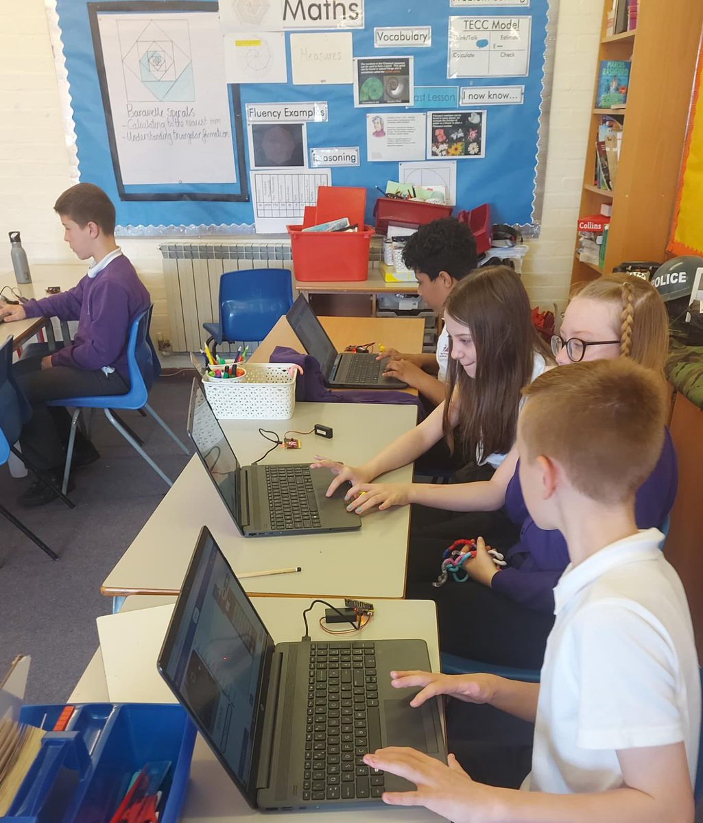 PegasusPrimary's tweet image. Year 6 had a great time in a computing workshop today studying coding. They were the first to try out our micro:bits and are looking forward to helping other children learn more about them. ☺️ #scalingnewheights #primarycomputing