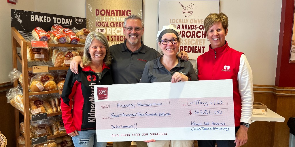 kidneymarch's tweet image. Thank you, Lee and Kelly from #COBS Bread Shawnessy, for supporting #KidneyMarch as a supplying supporter &amp;amp; donor!  This spring they raised $4,381 for the PeePee Dancers Team!🥖
Fundraising Tip: Reach out to businesses you frequent for support; you never know what can happen!