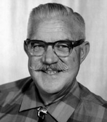 19th May 1906. Voice artist, actor and musician, Jimmy MacDonald was born. Jimmy was recruited by Walt Disney to form the sound fx department at #Disney. Walt later personally selected Jimmy to be the voice of #MickeyMouse, which he did from 1947 to 1978.