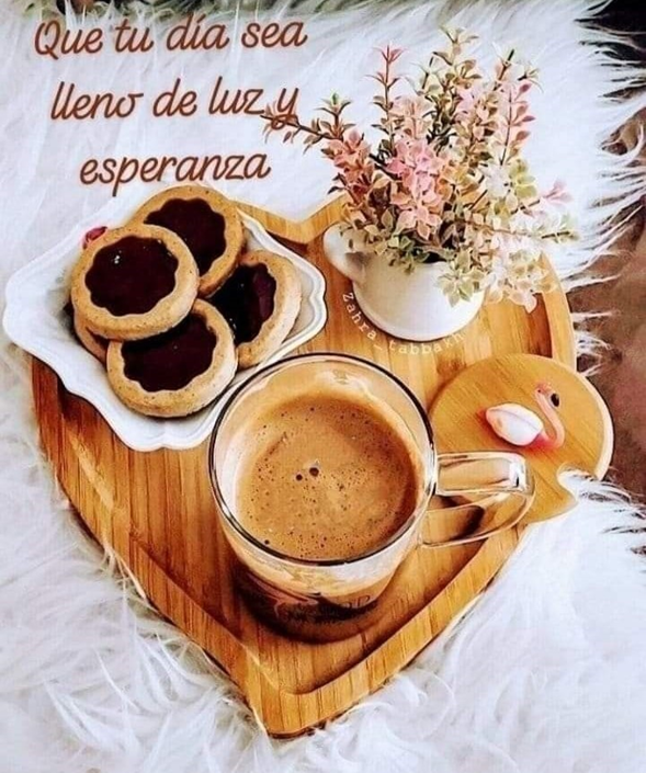 MoraMsmr's tweet photo. @lateclenasv Va querer?      Café con pancito; pase adelante https://t.co/Wa0vflKm41