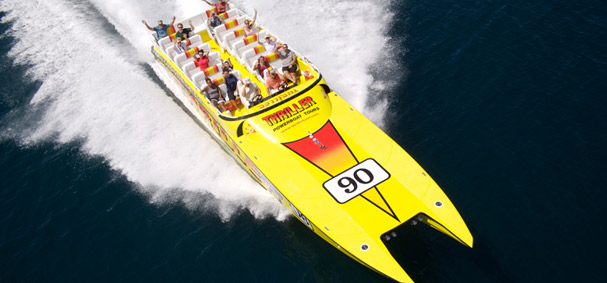 traferral's tweet photo. The Thriller racing underneath the Miami skyline. #thrillermiami #speedboat #thingstodoinmiami  (more info... https://t.co/05eryGfCQS) https://t.co/Naziph5f6v