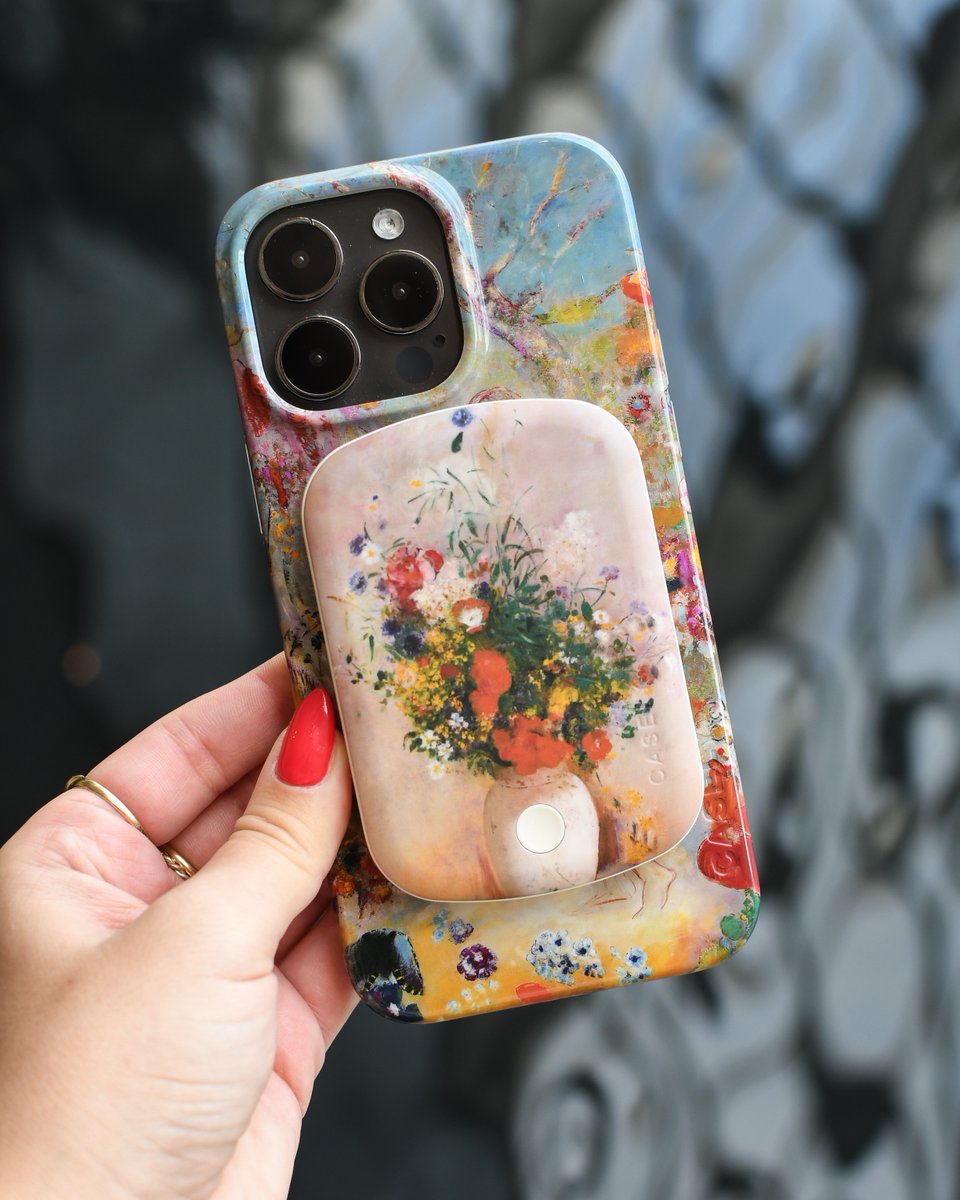 getcasely's tweet image. Stunning iconic art, available on our sleek phone cases and Power Pods⚡