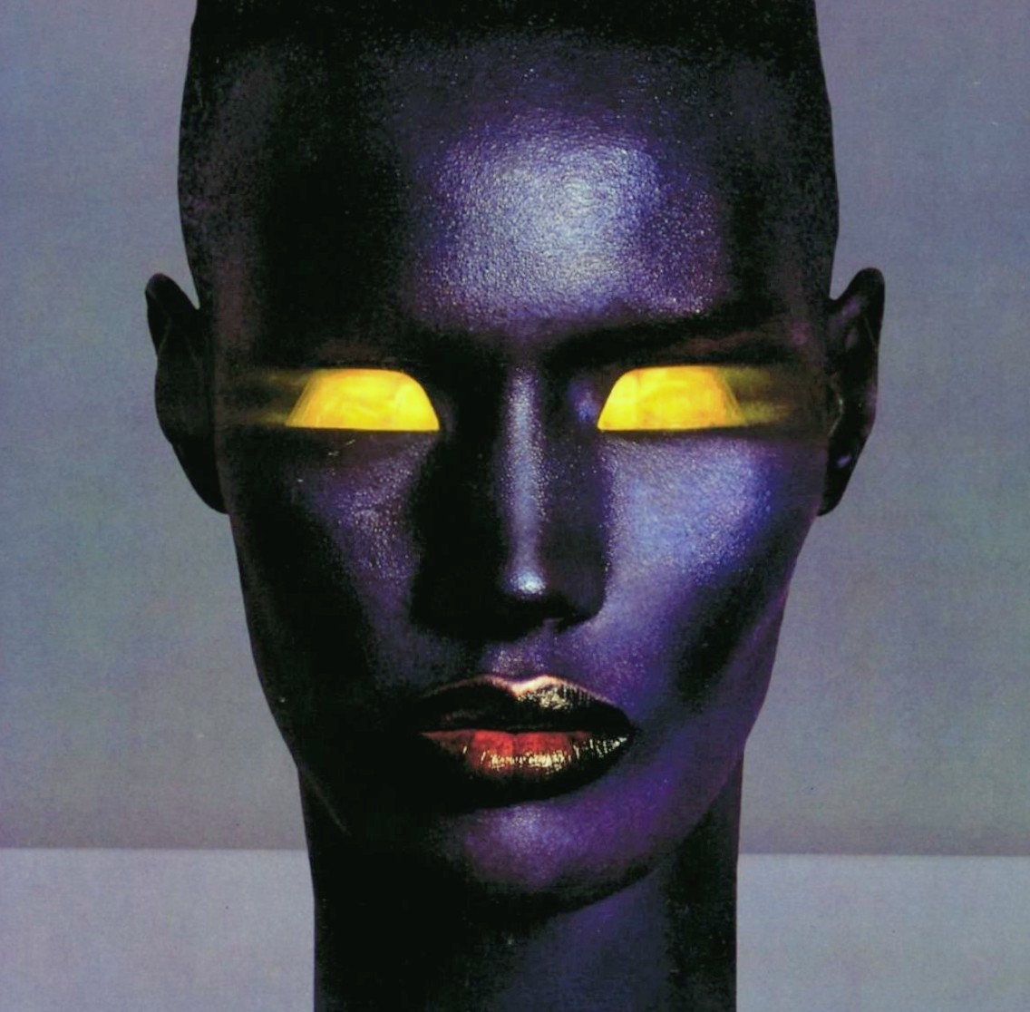 Happy 75th birthday to thee icon Grace Jones!! 

Photographed by Jean Paul Goude!! 