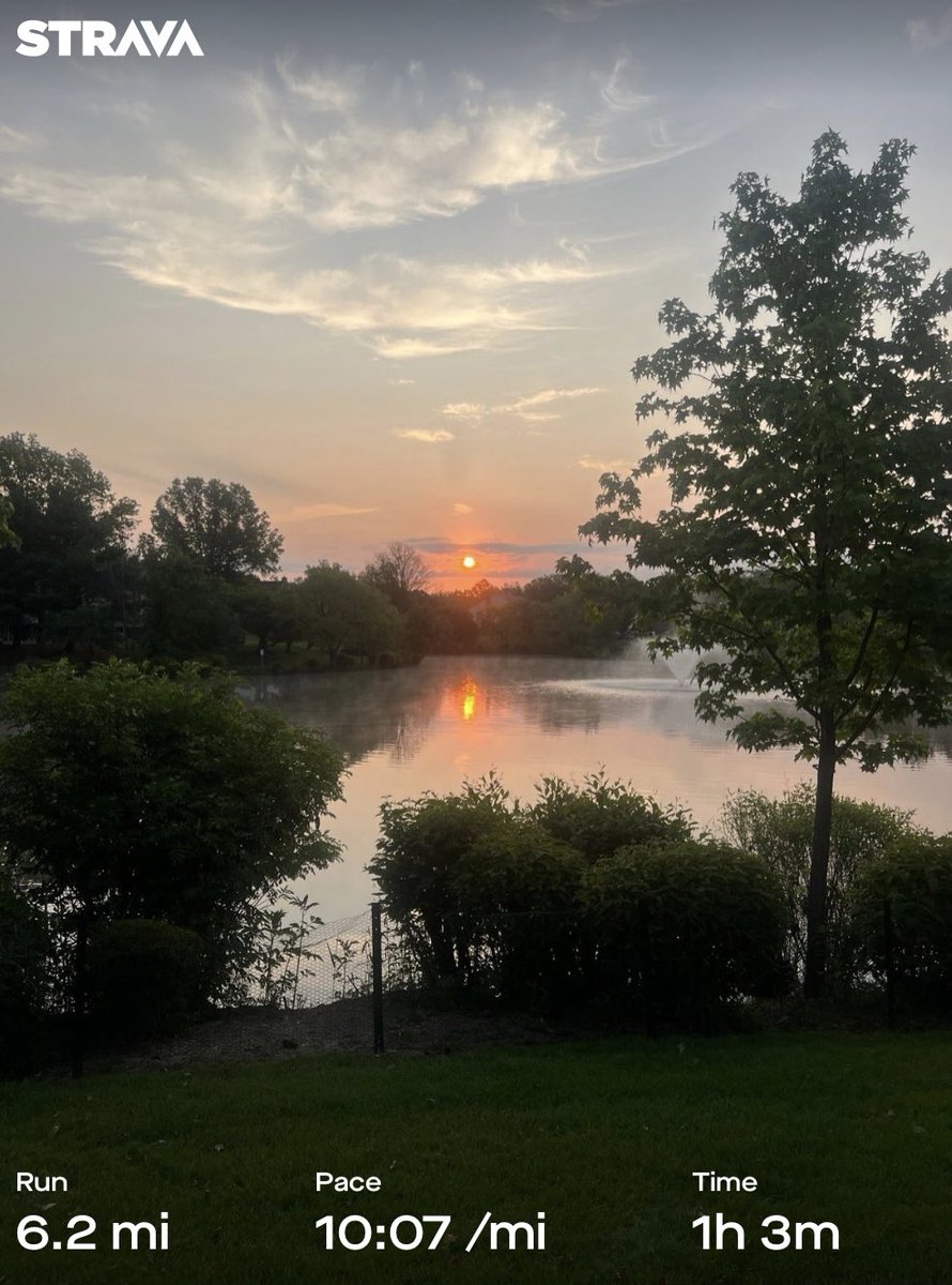 Sunrise run this morning before traveling!  Gonna miss this weather and low humidity!

#StopSoldierSuicide 
#milesformike
#MentalHealthAwarenessMonth