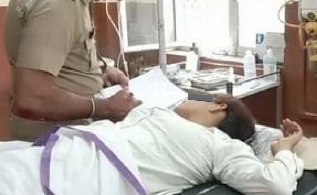 राजस्थान के दौसा में मुख्य आरोपी धर्मेंद्र मीणा समेत 10-11 आरोपियों ने जिस तरह से लड़की से गैंगरेप और हत्या की कोशिश की यह बेहद डरावना है. सरकार को आरोपियों को कड़ी सजा देनी चाहिए. भगवान लड़की की रक्षा करें.
 #दौसा_कांड