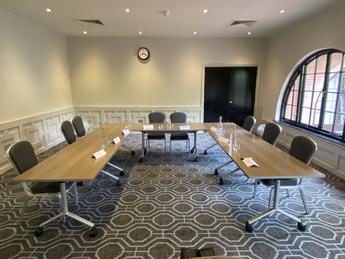 guins1's tweet image. Head is scrambled 🤯, a tough but brilliant few days on the receiving end of @NegotiatingGuru from @BridgeAbility on a three day advanced negotiation programme. Thanks Dan 👌🏼