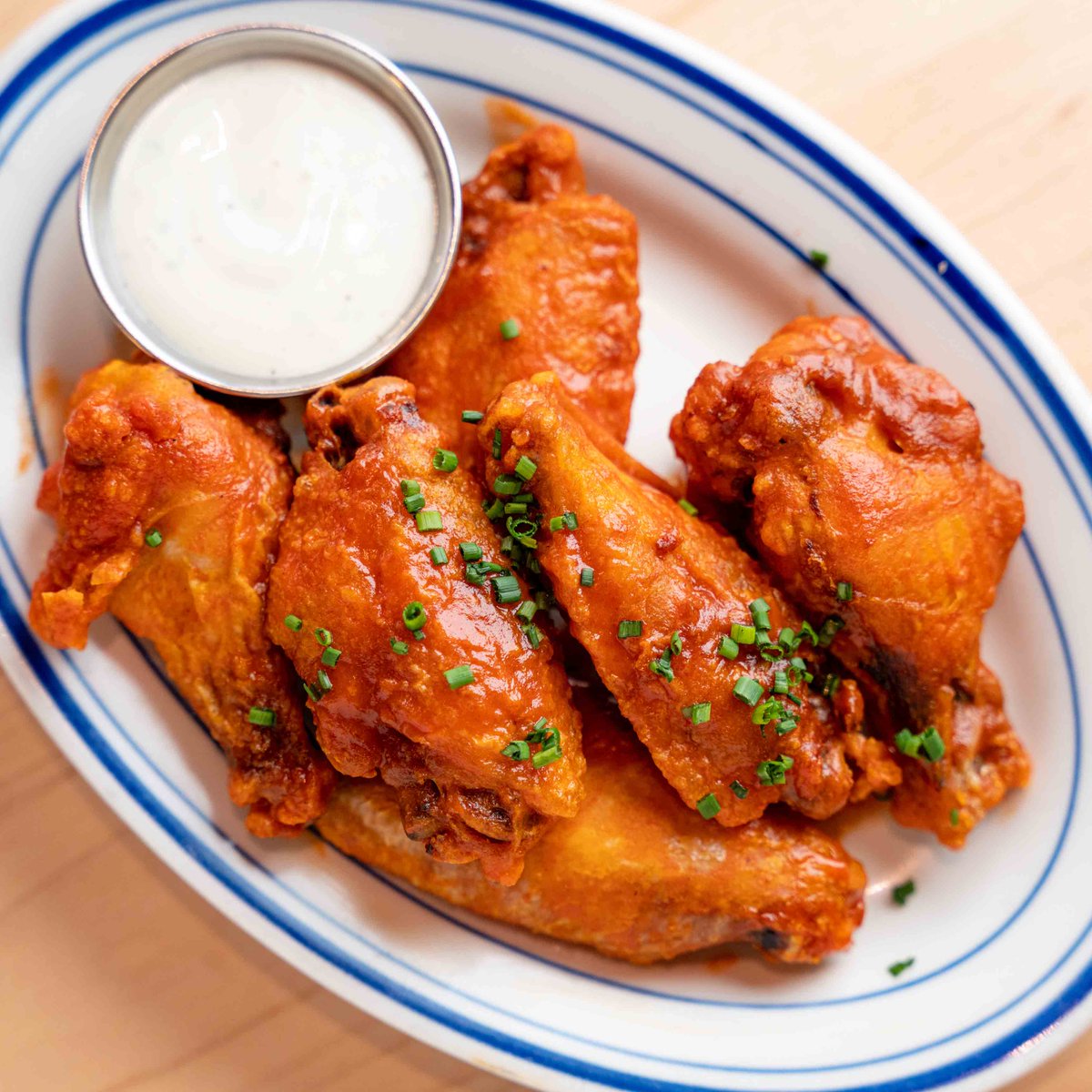 Winner winner, 🍗 dinner. #SeawolfBK 

#Seafoodies #BKNY #BKNYEats #BKEats #BrooklynBased #HappyHour #BrooklynBites #WilliamsburgPlease #YesWilliamsburg #BKBites #EatingNYC #NYCEats