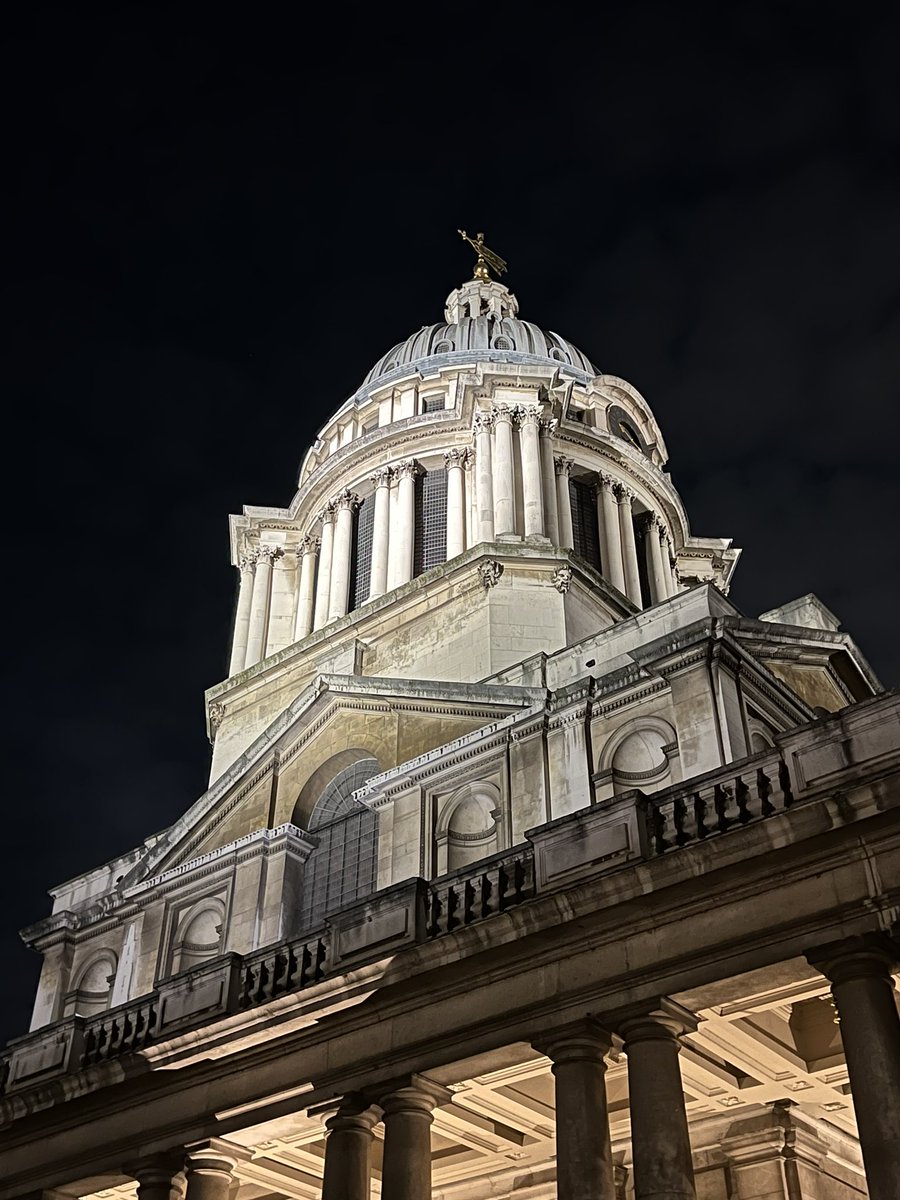 RogerReadwinUK's tweet photo. Always special to return to @orncgreenwich and remember a famous @RoyalNavy Officer, Horatio Nelson, 1st Viscount Nelson, 1st Duke of Bronte 🫡
#TheImmortalMemory
#MadeInTheRoyalNavy https://t.co/18l4IoL5Pj