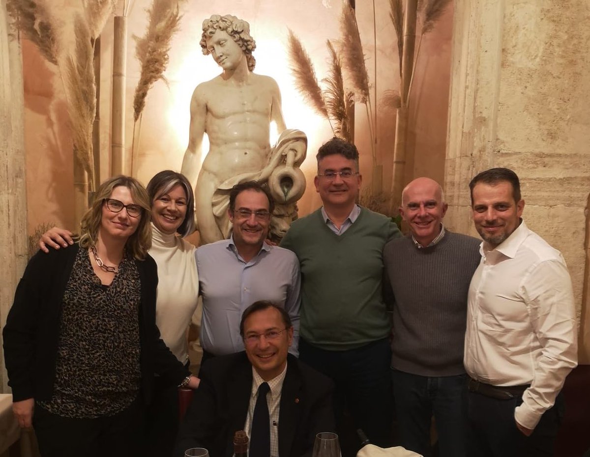 FicarraVincenzo's tweet photo. @SIU_Italia grazie a tutti i revisori per il prezioso lavoro. 842 abstracts valutati 557 (66%) accettati! 44 sessioni Smart e Video. Eccellente lavoro del CS ma soprattutto grazie davvero a tutti gli autori per la qualità dei lavori inviati https://t.co/zdOh5tlW2s