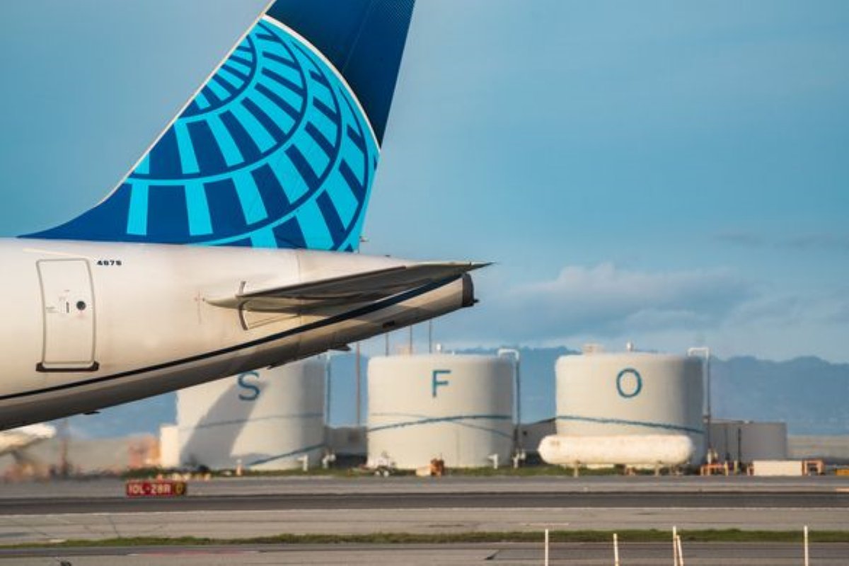 United Airlines To Use Triple SAF on #Flights at San Francisco Airport United Airlines To Use Triple SAF on Flights at San Francisco Airport

United today announced that it will begin using a blend of Sustainable #Aviation Fuel (SAF) on departing bit.ly/3Ml7V8r