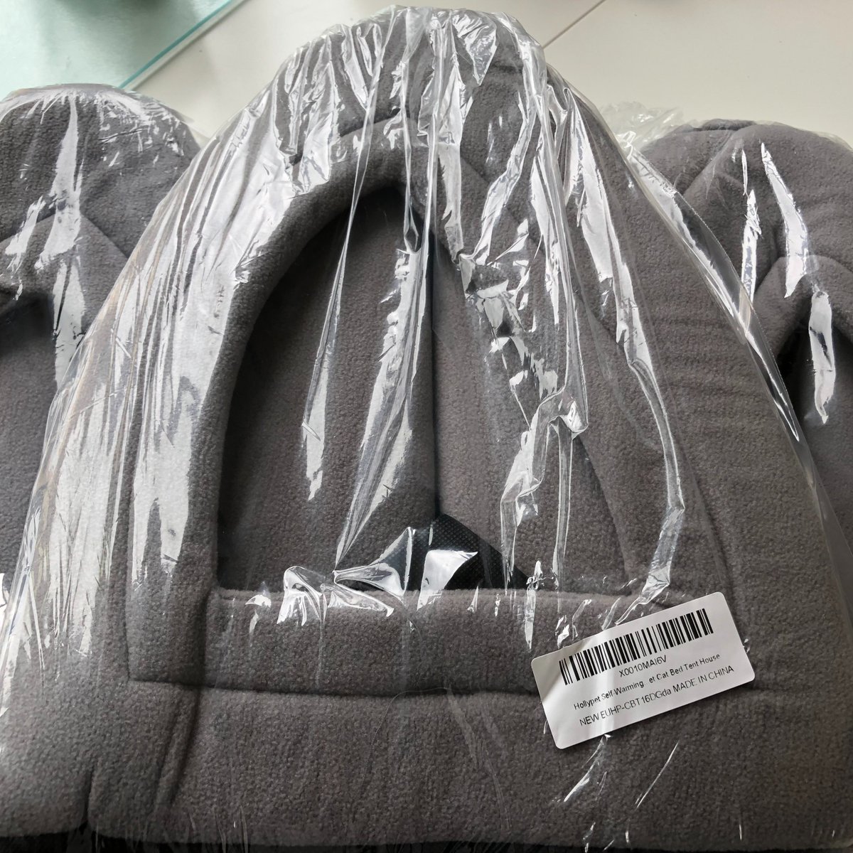 #Gratitude Friday from all of our cats and volunteers. In the past week we've received snug igloos from Ruth to keep cats feeling warm and secure, plus EasyFundraisers, donating at no cost to you when you shop online have contributed this fab total this quarter 😻