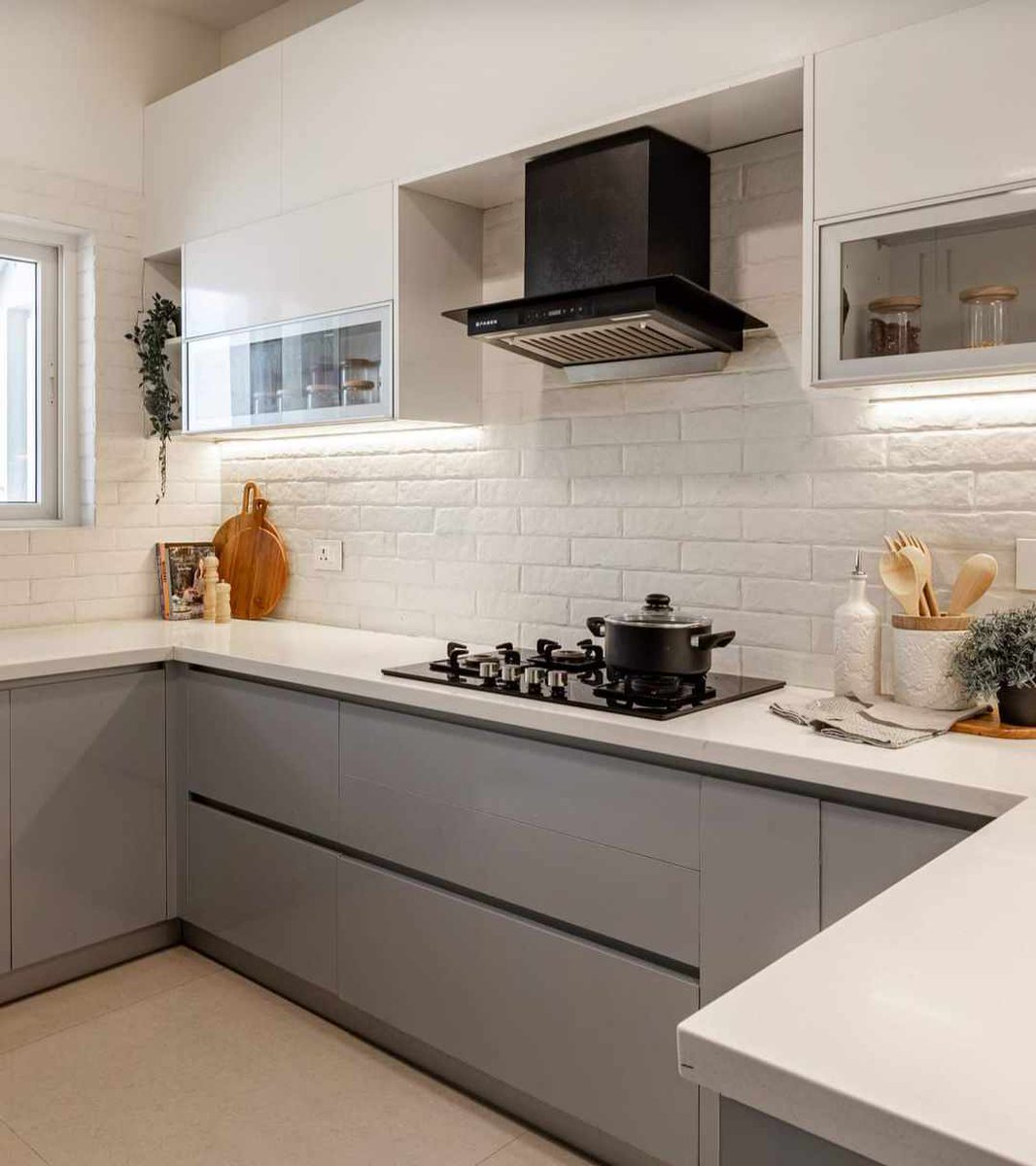 UCFDesignStudio's tweet image. Kitchen In Budget.