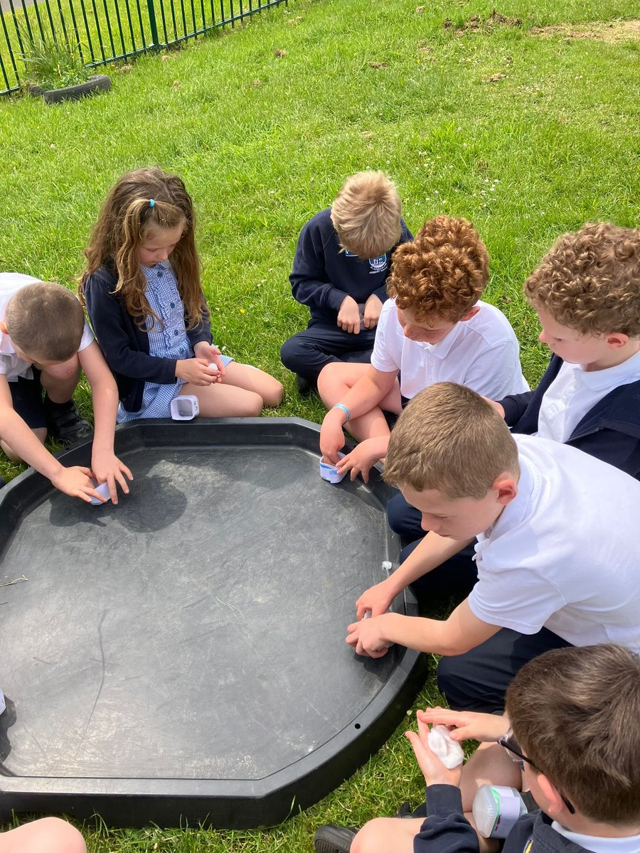 Mrs Maggs Year 2 tweet media