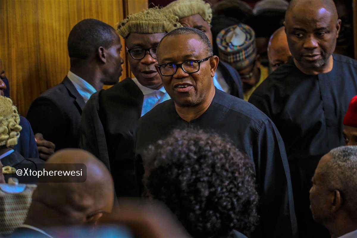 Hugsonale's tweet image. With all honesty, why should you hate this man? Why? He just want Nigeria to work so you and I can regain our lost value. This man came clean to the dirty and corrupt system. This is Obi 

Arise TV Calm down EFCC NYSC Peter Obi INEC Abure Apapa Labour Party Davido Apc and Tinubu