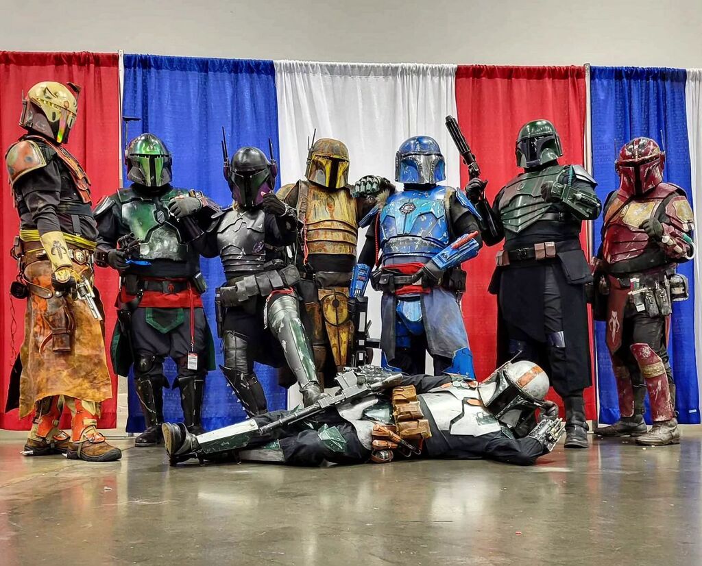 We hope everyone had a great week and has an even better weekend! #FettFriday 

#MMCC #MandoMercs #ClanMurraan #FamilyIsMoreThanBlood #YouAreNotAlone instagr.am/p/CsbmCOpOm1d/