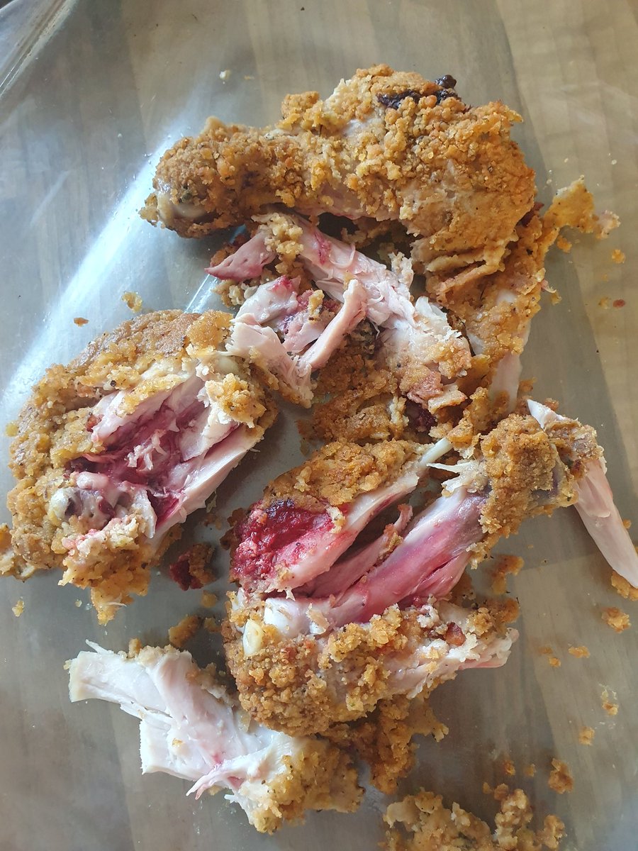 DanielleYounger's tweet photo. @AldiUK hello aldi, bought these for tea, they were cooked longer than instructed (60 mins) and this is what's inside all of them 😰 https://t.co/mUcWR7H8U0