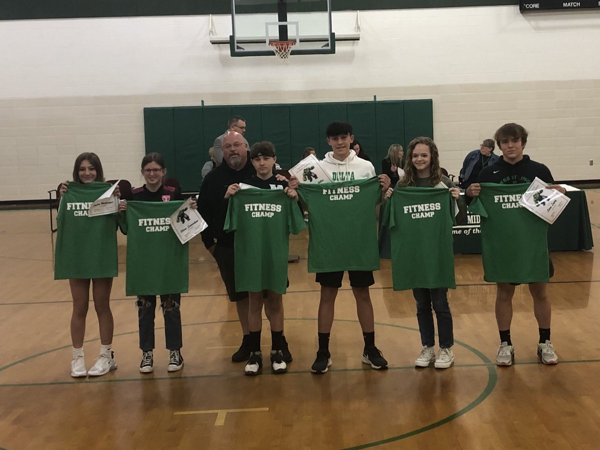 Fitness Champs!!! The 30th anniversary edition!! 

Thanks to <a href="/DavesRunning419/">Dave's Running Shop</a> for the shirts!!