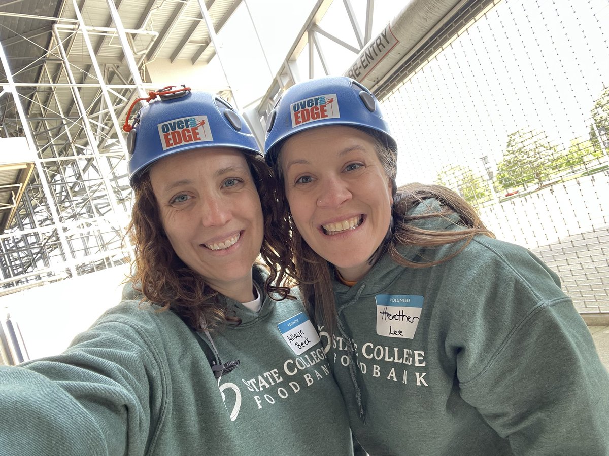 StateColle5073's tweet image. We had so much fun supporting @CC_UnitedWay at Over the Edge today! It was also fun getting to see our friends from @success_w_honor and @BigDogGolden78!