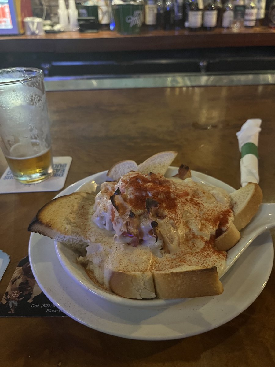 Sierra 🇺🇸 Papa on Twitter "The Kentucky hot brown 👇🏻"