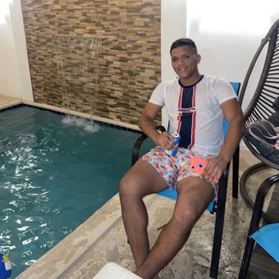 e_gabriel15's tweet photo. #NuevaFotoDePerfil 💯😁 https://t.co/0BfRnHSw1Z
