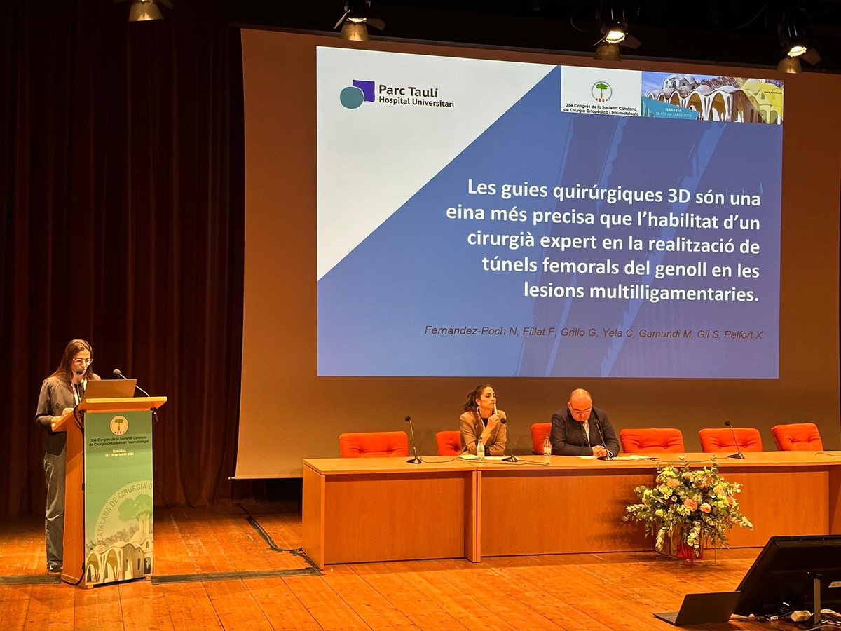 cotauli's tweet photo. La Núria Fernandez, la R5 del Servei de @cotauli s’emporta el premi a la millor comunicació oral del congrés de la @sccot_cat !! Felicitats!! Estem molt orgullosos👏🏽👏🏽 @parctauli https://t.co/rDXxt5Ir0T