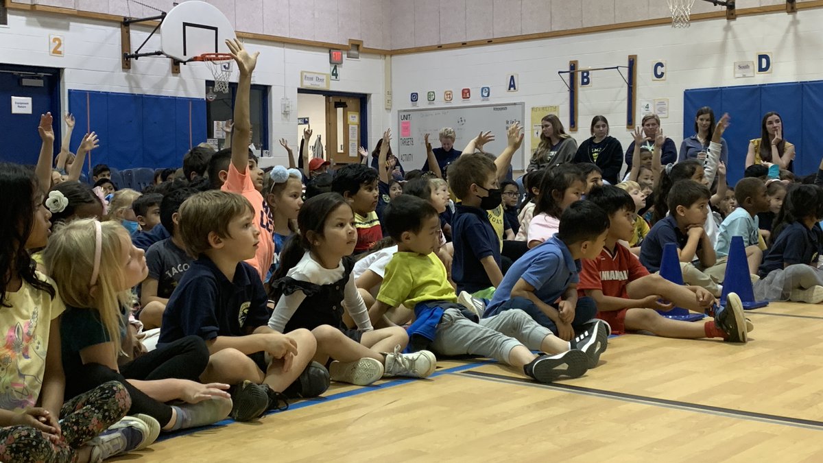 lemonroadschool's tweet photo. Students are enjoying the BrightStar Theater assembly! #lionslearningforward #lreslionpride https://t.co/9DhhuaZbWe