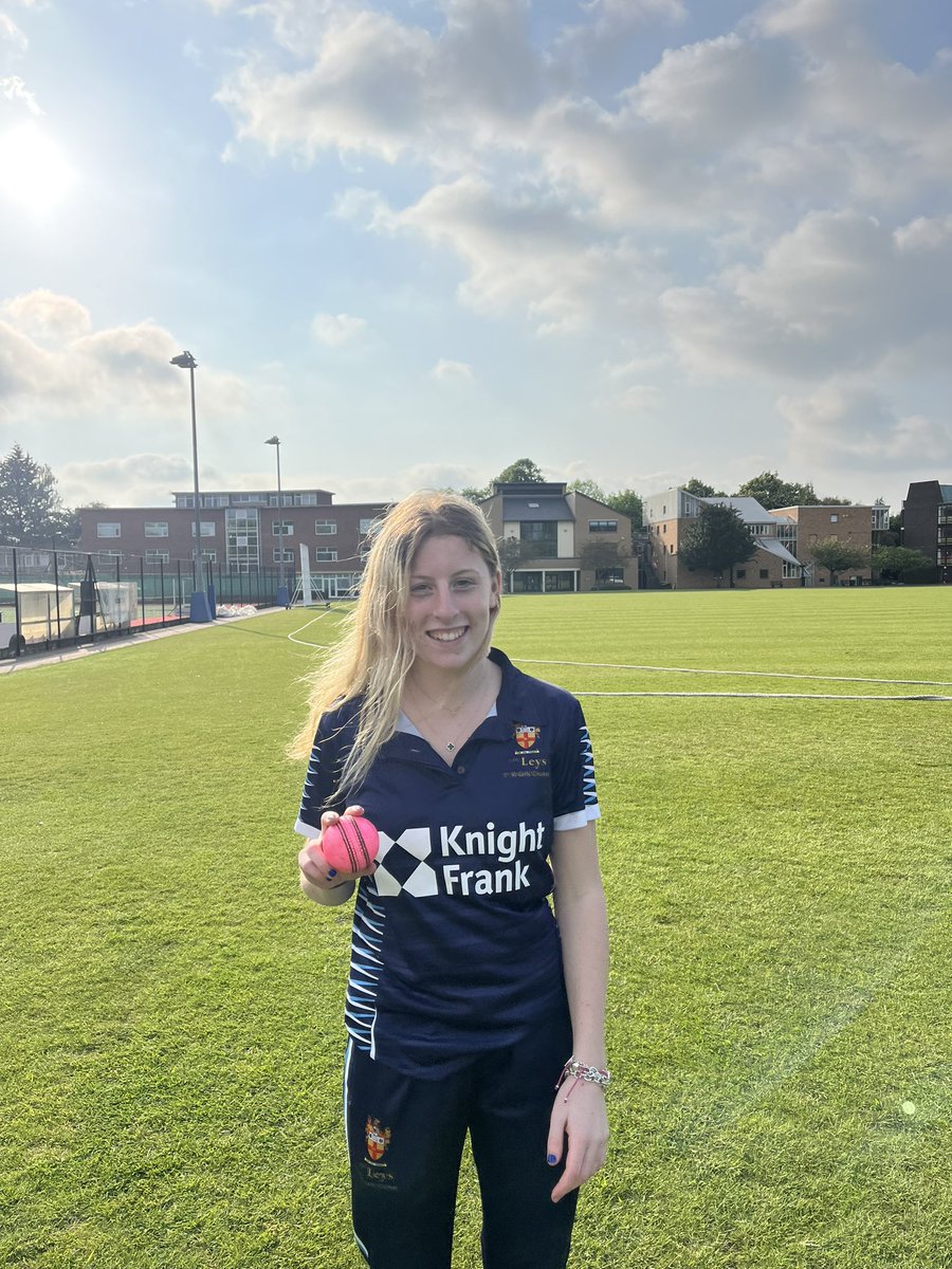 Congratulations to Bea who today earned her place on the honours board. 6 wickets for 8 runs 😍 as Kimbolton were bowled out for 46. Leys win by 9 wickets #honoursboard #nationalcup