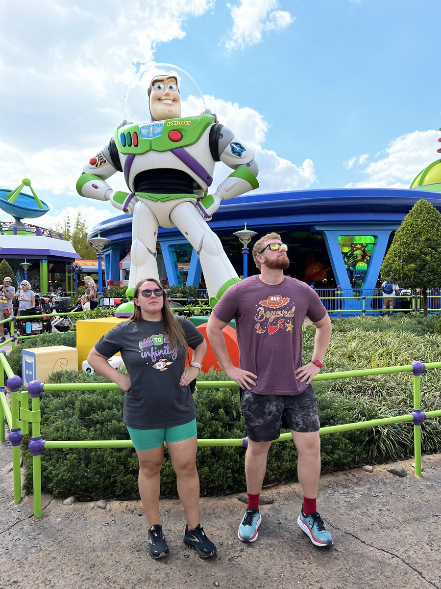 wishwithsara's tweet photo. #BestPlanningAssistantEver (Macy) knows that a honeymoon at #disney is a SUPER idea! Congrats David &amp; Katlin: let the planning fun begin! #wedding #DisneyWorld #honeymoon #weddingmoon #bride #groom #weddingphotography #weddingplanner #weddings #wihwithsara #Disney100 #Disneyland https://t.co/cykkFVb56W