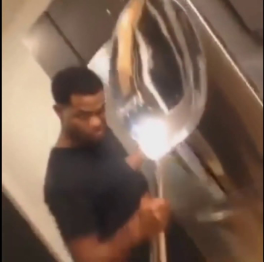 "Hey can I have some Damage?"
"only a spoonful"
My War Domain ass: