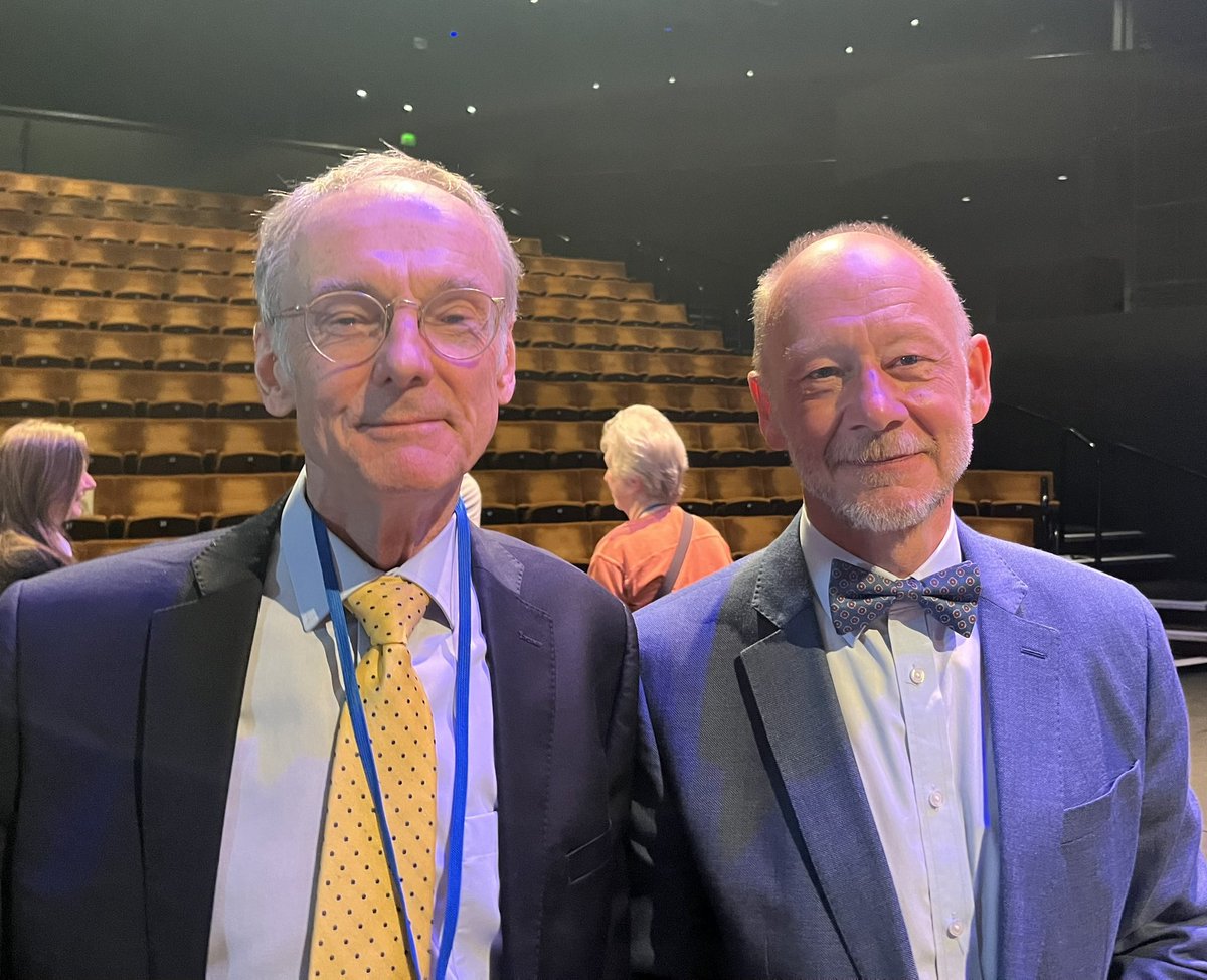 So proud today at the international <a href="/PHCukorg/">Public Health Collaboration</a>  2023 conference to share the stage with the great Prof Roy Taylor The senior author of our latest paper nutrition.bmj.com/content/early/… It’s the fourth most popular paper <a href="/BMJNutrition/">BMJ Nutrition, Prevention & Health</a> has ever published 👏👏👍😁