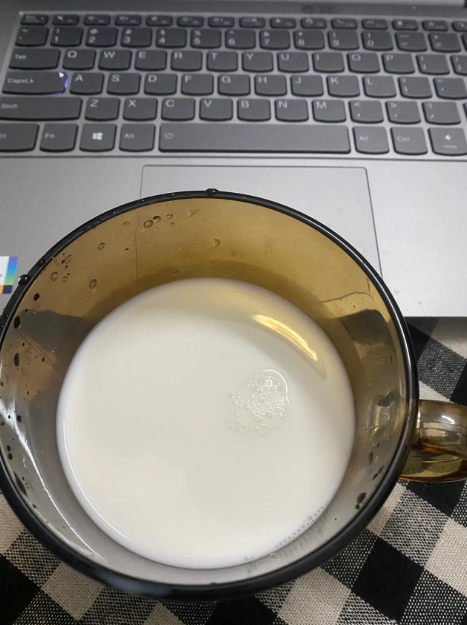 Halfway through the year, trying to find ways to improve themselves, trying to make money
Make money to cure the depression, so you can have your own choice
You can do what you like to do, so try to make money and also try to save money