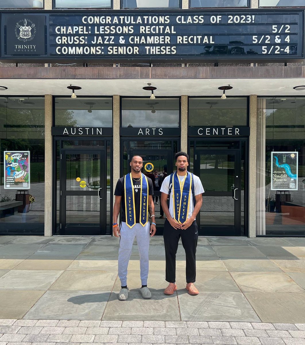 TrinityCollege's tweet photo. There's an exciting energy on campus today, with everyone getting things juuuust right for #TrinGrad. ππ
For Commencement Weekend details: https://t.co/VMIhwqJSAb
#TogetherWeTrin ππ #TrinColl2023 https://t.co/ixMO3z7Vm4