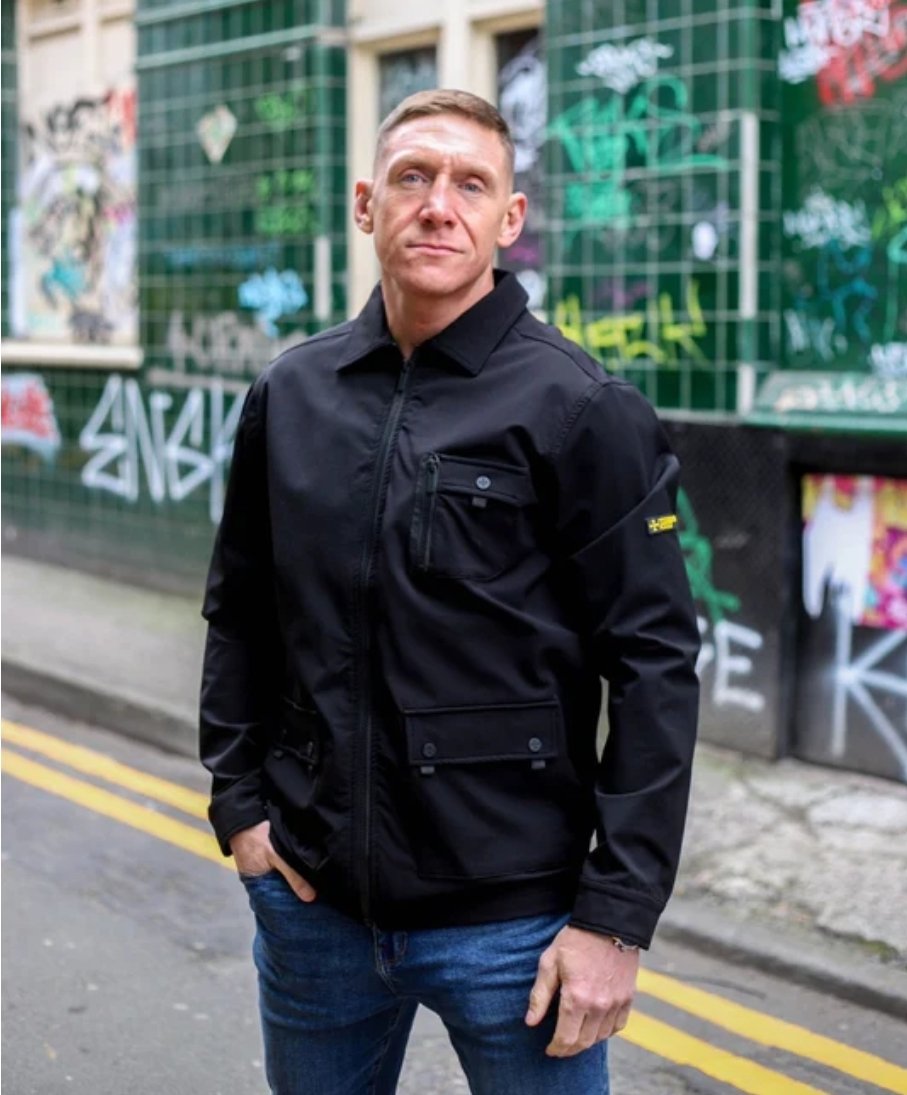 adiFamily_'s tweet photo. To win a Pietro Overshirt produced by @terrace_cult 

Follow them, retweet this tweet and reply with #UpTheIndies

3 colours available, plenty of sizes, winner picks colour and size, winner will be randomly picked at 10pm if I'm awake, maybe morning 

Support smaller businesses https://t.co/0cHnyzCg4V