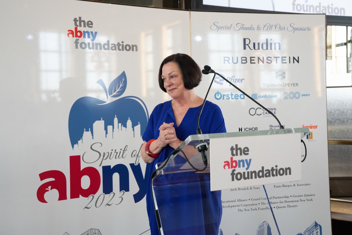 OOBusinessEnt's tweet image. ABetterNY: We got to honor our very own ABNY Vice Chair, Frances Resheske with the David N. Dinkins Award at the 2023 Spirit of ABNY Awards. Ms. Resheske has been a dedicated ABNY supporter and friend and continues to play a pivotal role in shaping the o…