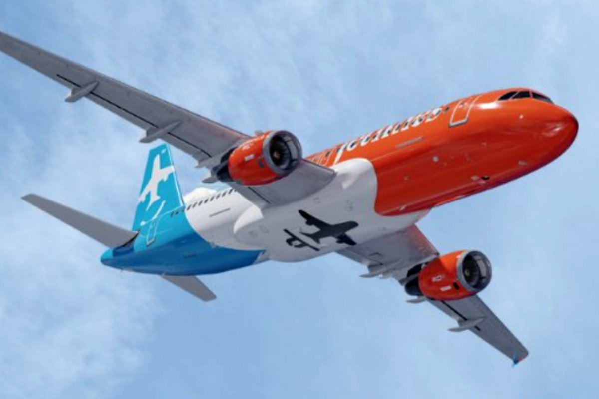 PAX_news's tweet photo. #CanadaJetlines signs contract with “leading cruise company." https://t.co/ypyBd3u8MB #cruiseindustry #cruisenews #jetlines https://t.co/eWa0ClkpYx