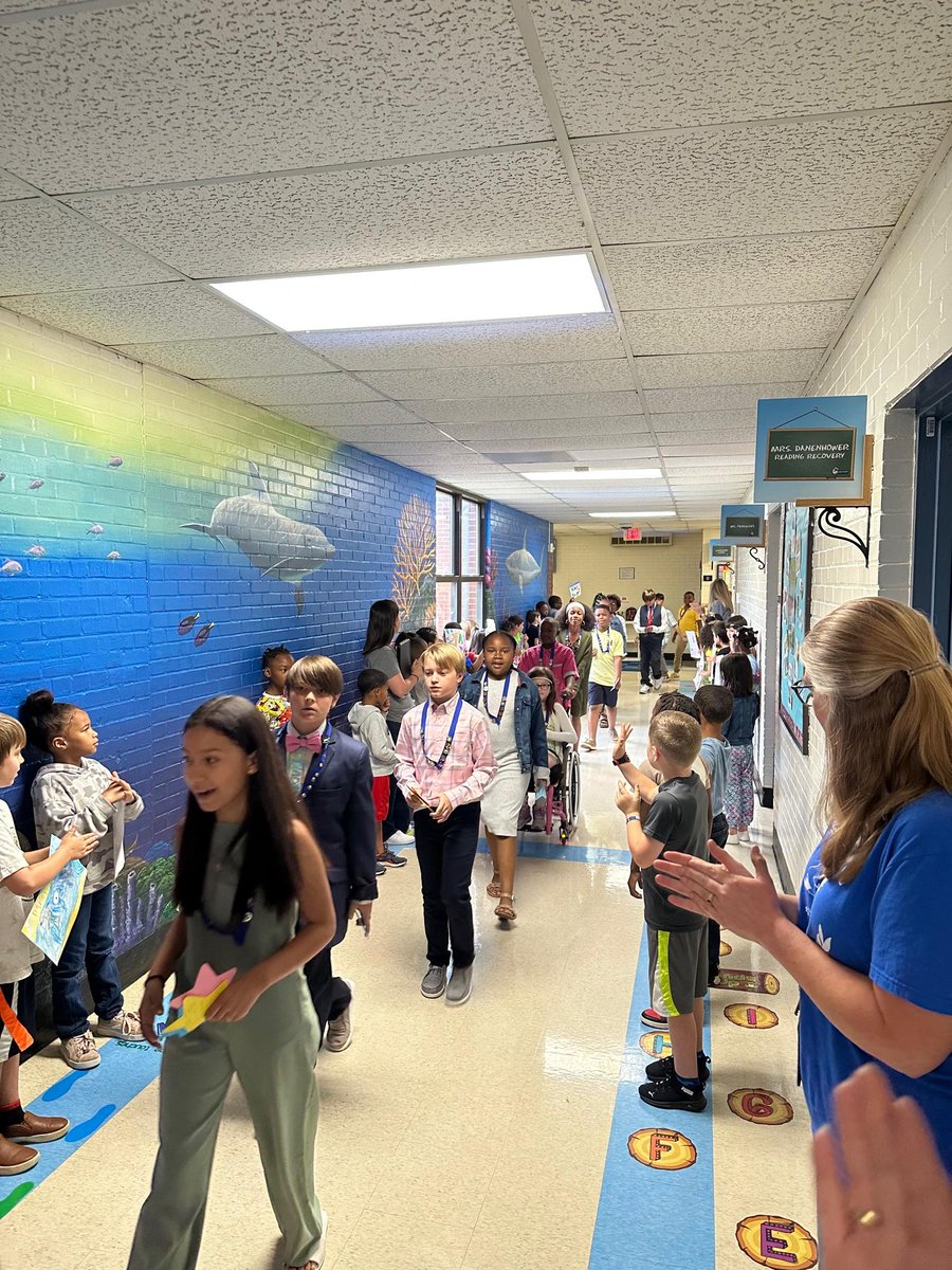 Our 5th graders participated in the annual graduation walk before heading into their promotion/graduation ceremony.  Way to go 5th graders!  We wish you much success!  #EbinportLiftsMe