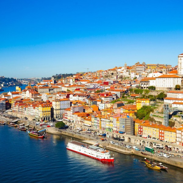 Looking for a vibrant and unforgettable summer destination? Look no further than Porto, Portugal! 📷Today's #FridayFinds highlights this historic & picturesque seaside city, known for its charming streets, colorful buildings, & delicious food & wine. To learn more, 901-377-6600