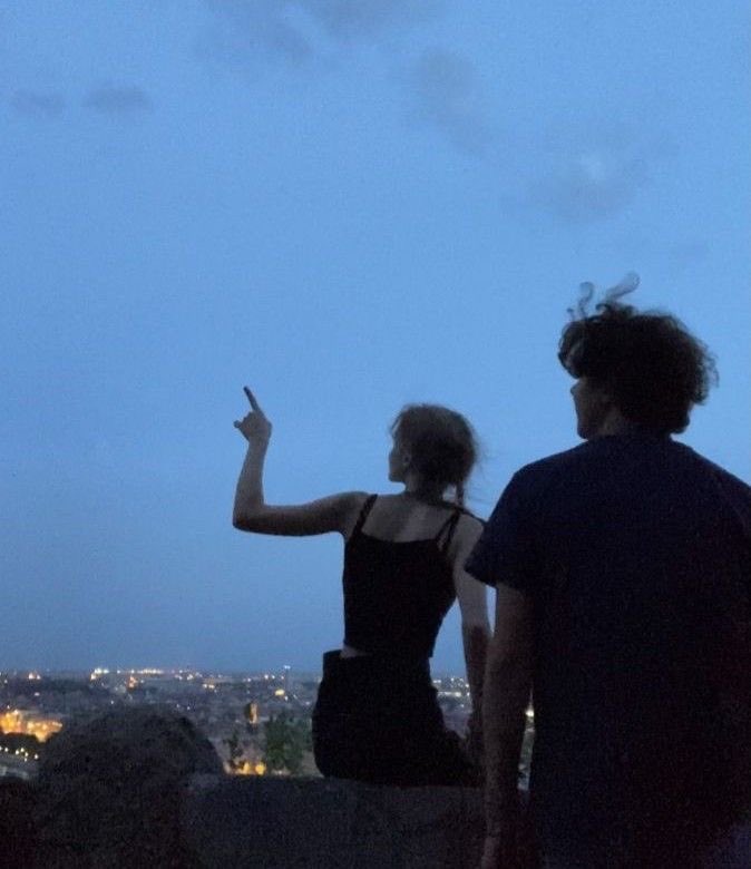 benimle date'e cikanin yasayacagi kareler