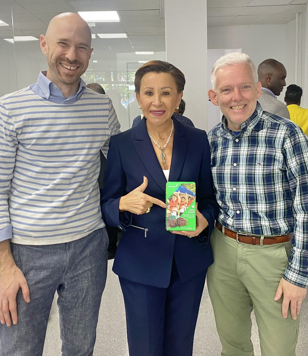 Great to see Congresswoman <a href="/NydiaVelazquez/">Rep. Nydia Velazquez</a> at her Sunnyside office opening today. And yes, those are <a href="/girlscoutsnyc/">Girl Scouts NYC</a> Thin Mints in the Congresswoman’s hands!