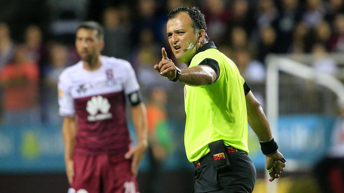 CARLITOSLEWIS's tweet photo. Asi será la historia del próximo partido entre #Saprissa  y #LDA ... Ir por la remontada o solo ganar para imponer respeto y llegarle a #LaGranFinal ... hay que ganar y por #goleada asi no más. https://t.co/NIUNCs5XMb