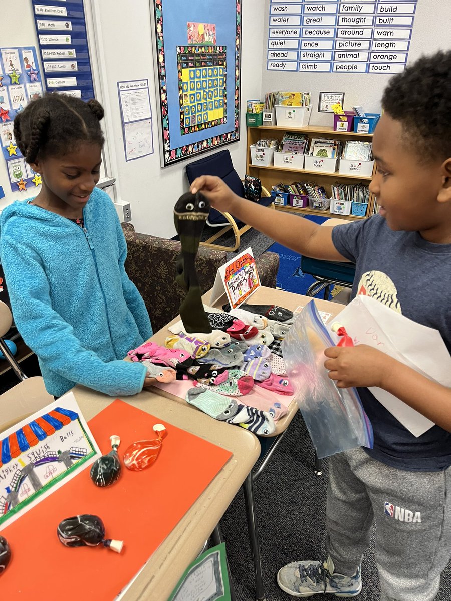 J_will201's tweet photo. Enterprise Day in 2nd Grade was incredible this year! Students created awesome products and learned about being producers and consumers. @underwoodgtm #economics 🤓🍎🦄 https://t.co/AnDyBYeZK7