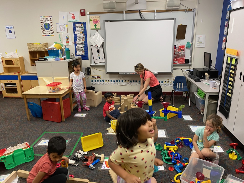 RockwoodSupt's tweet photo. So much learning going on at the  Clarkson Valley Early Childhood Center today! #SafeFocusedFun https://t.co/4ndmpwrHBz