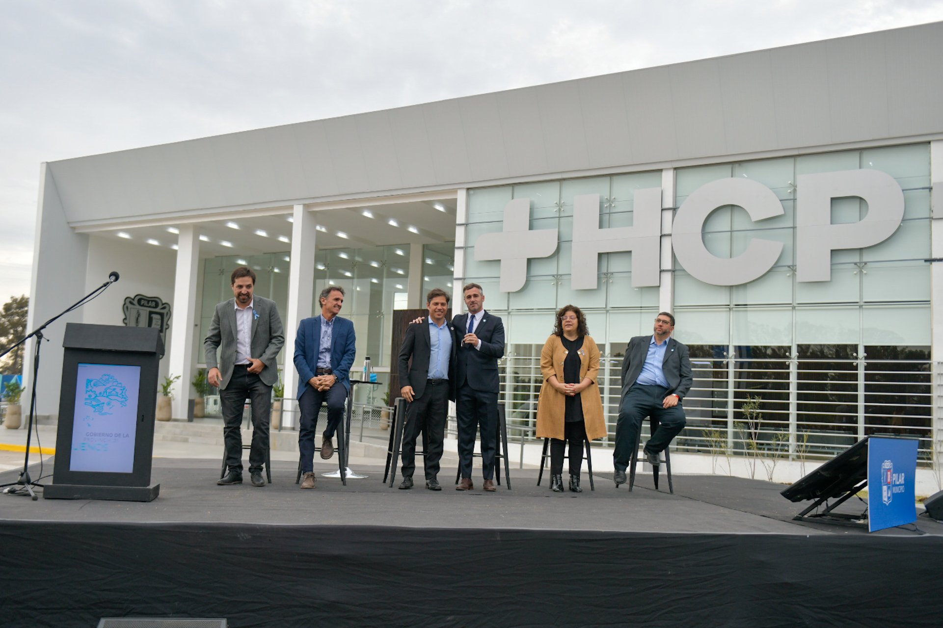 Kicillof y Achaval inauguraron el Hospital Central de Pilar
