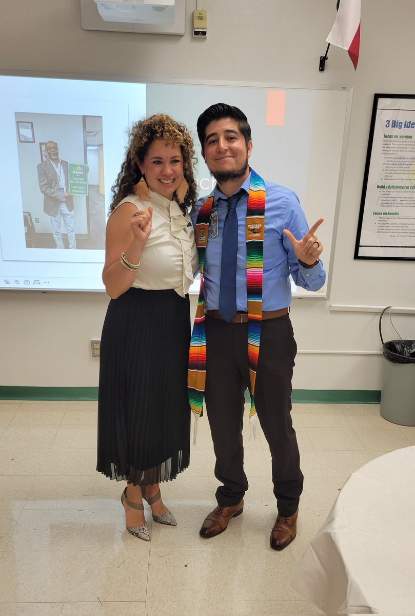 It is such an honor to see our Principal Fellows receive their stoles today from Texas Tech University as part of the TEA Principal Residency Grant. These future administrators have grown so much because of this amazing partnership with TTU! @SISD_CI #SeizeYourOpportunity