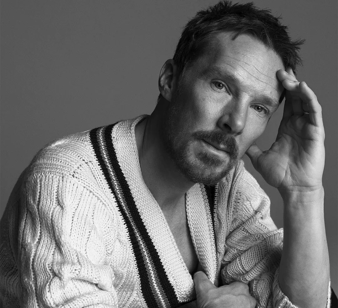 Benedict Cumberbatch joins the Bob Dylan biopic 'A COMPLETE UNKNOWN'  starring Timothée Chalamet., image size:1080x984